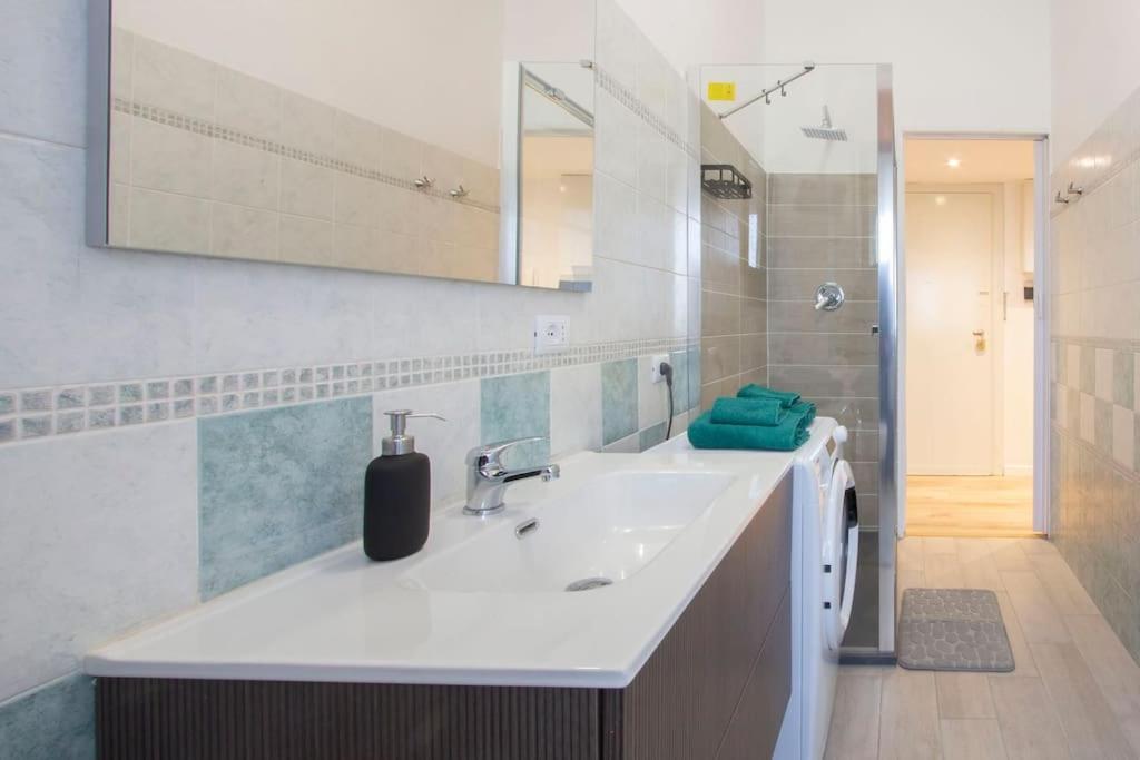 Senago'S Home - 15 Minuti Rho Fiera Luaran gambar